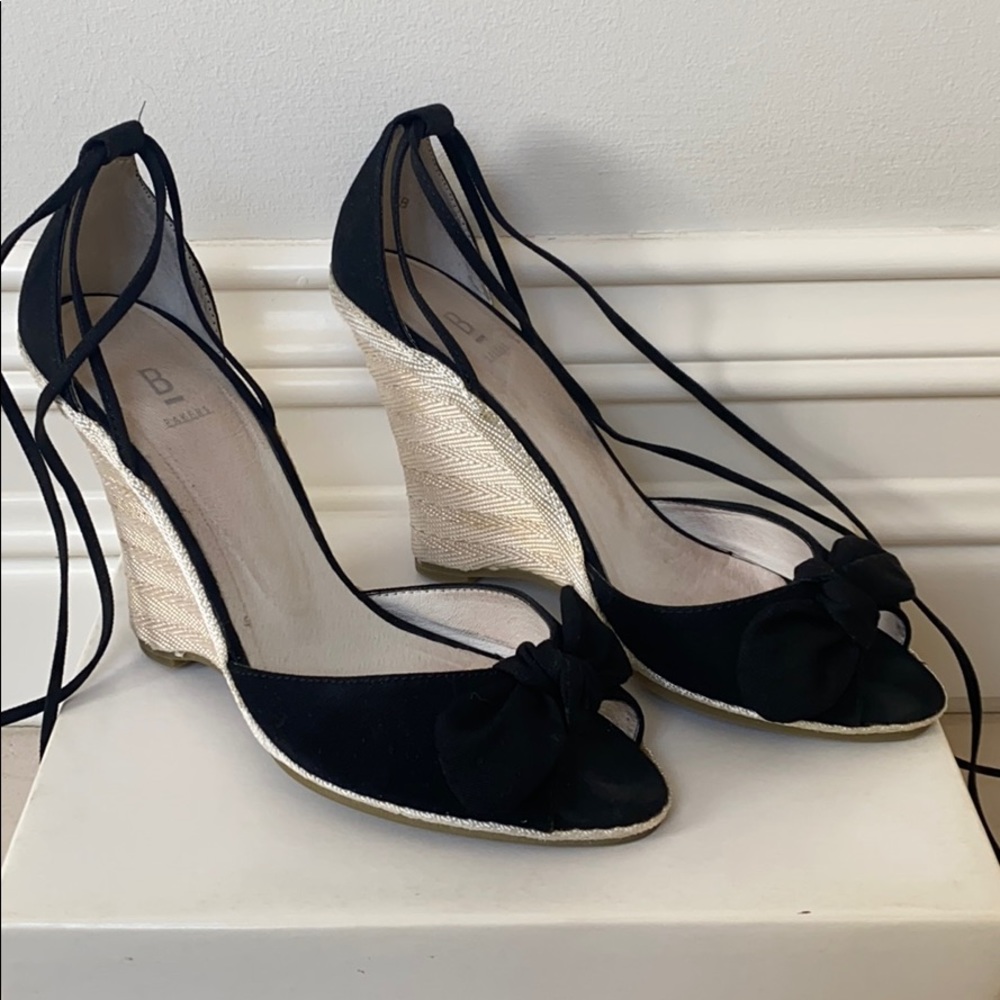 Bakers Wedge Sandals With Bow